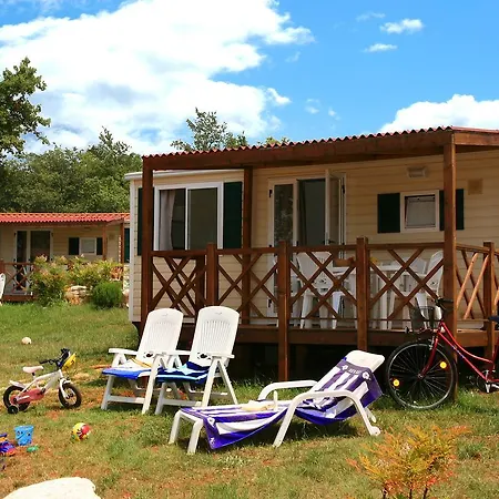 Holiday Camping Park Umag.11 Casa de Férias Umago